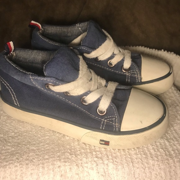 Tommy shoes little boy size 9 - Picture 4 of 5